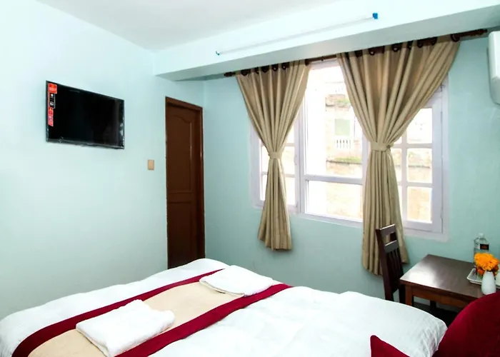 Thamel Eco 2*